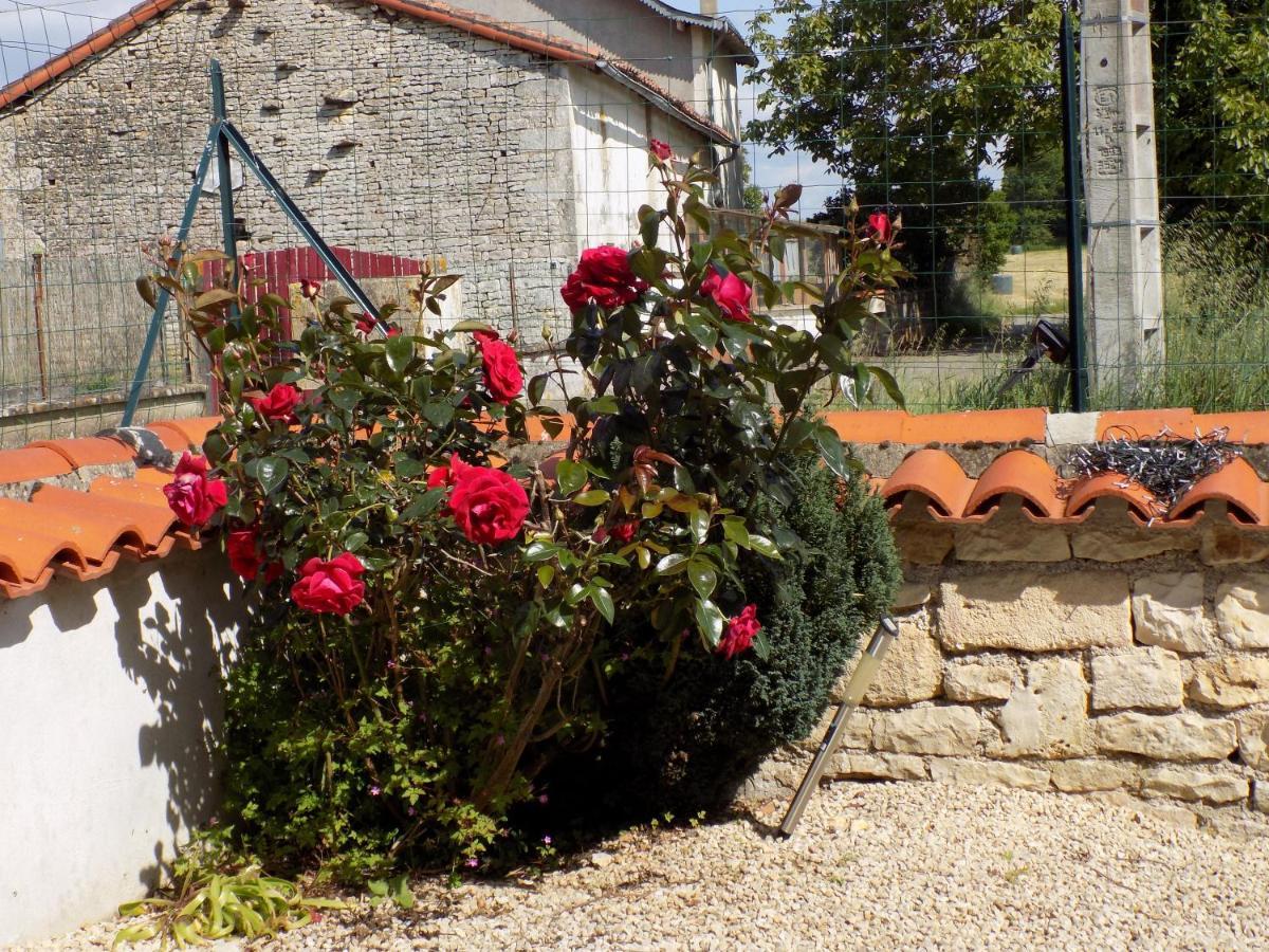 La Maisonnette Les Adjots Luaran gambar